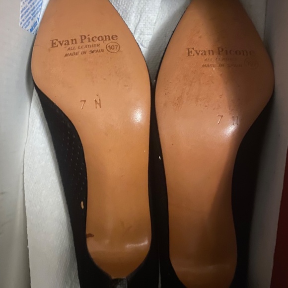 Black Kitten Heels - Picture 3 of 3